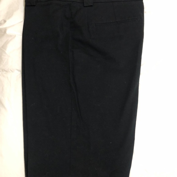 Black size 10 Express walking short cotton/Lycra EUC - Picture 2 of 4